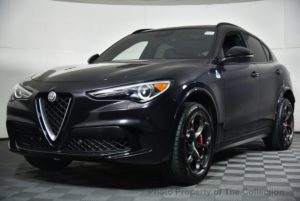 black alfa romeo stelvio